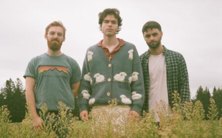 IVYTIDE RELEASES CHARMING NEW SINGLE “EXTRA” TODAY VIA INDICA RECORDS
